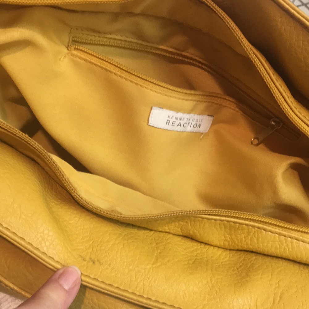 Kenneth Cole Reaction Yellow Tote Bag - Picture 5 of 12